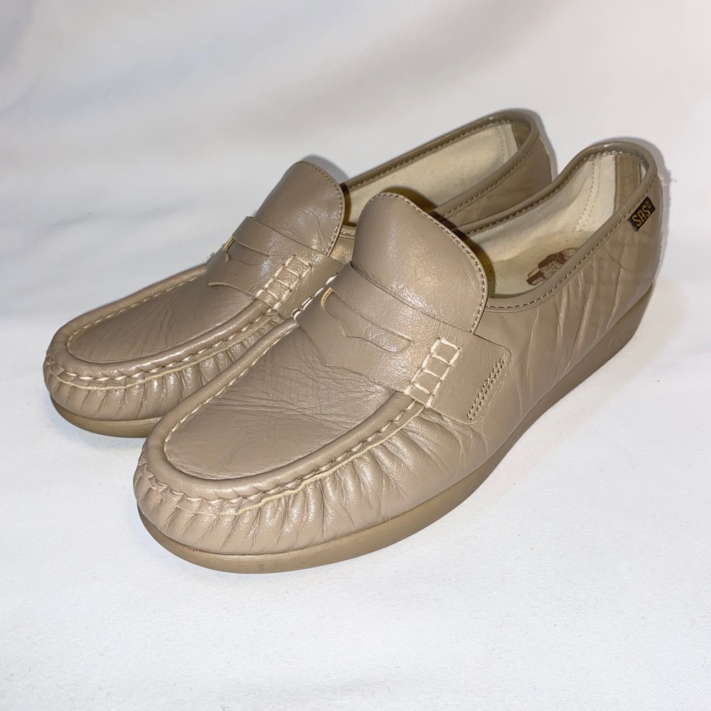 SAS Penny Loafers Womens 9.5 M Taupe Leather Handsewn Moccasin Made in USA - Picture 2 of 16